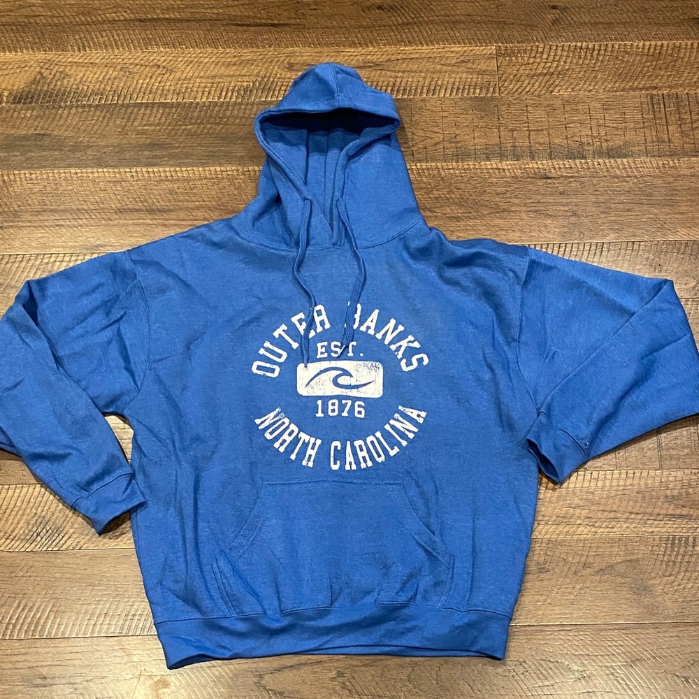 NWT Outer Banks Men’s Hoodie